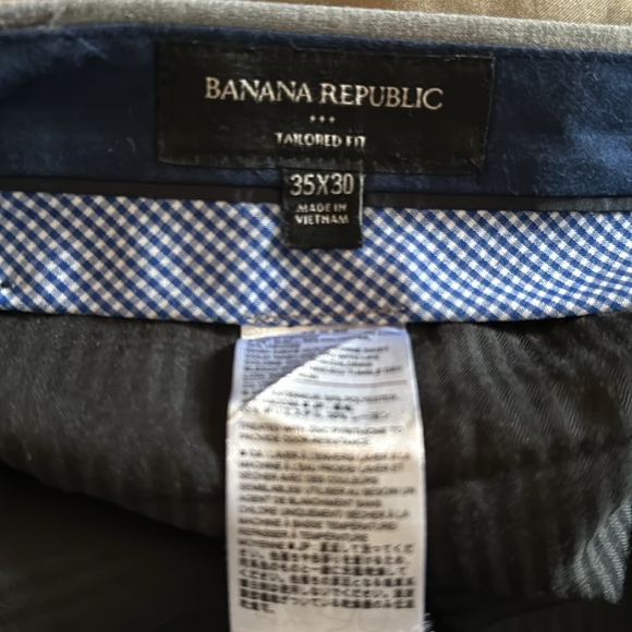 Lot of 3 pairs of Banana Republic dress slacks/ pants. Gray, khaki and dark red. - Picture 3 of 5